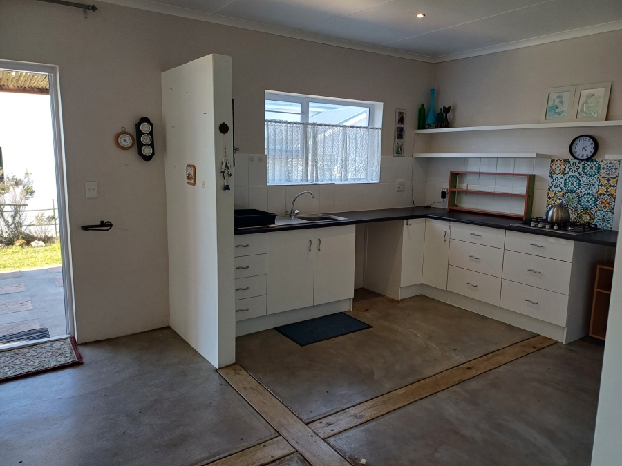 To Let 2 Bedroom Property for Rent in Oceanview Heights Western Cape